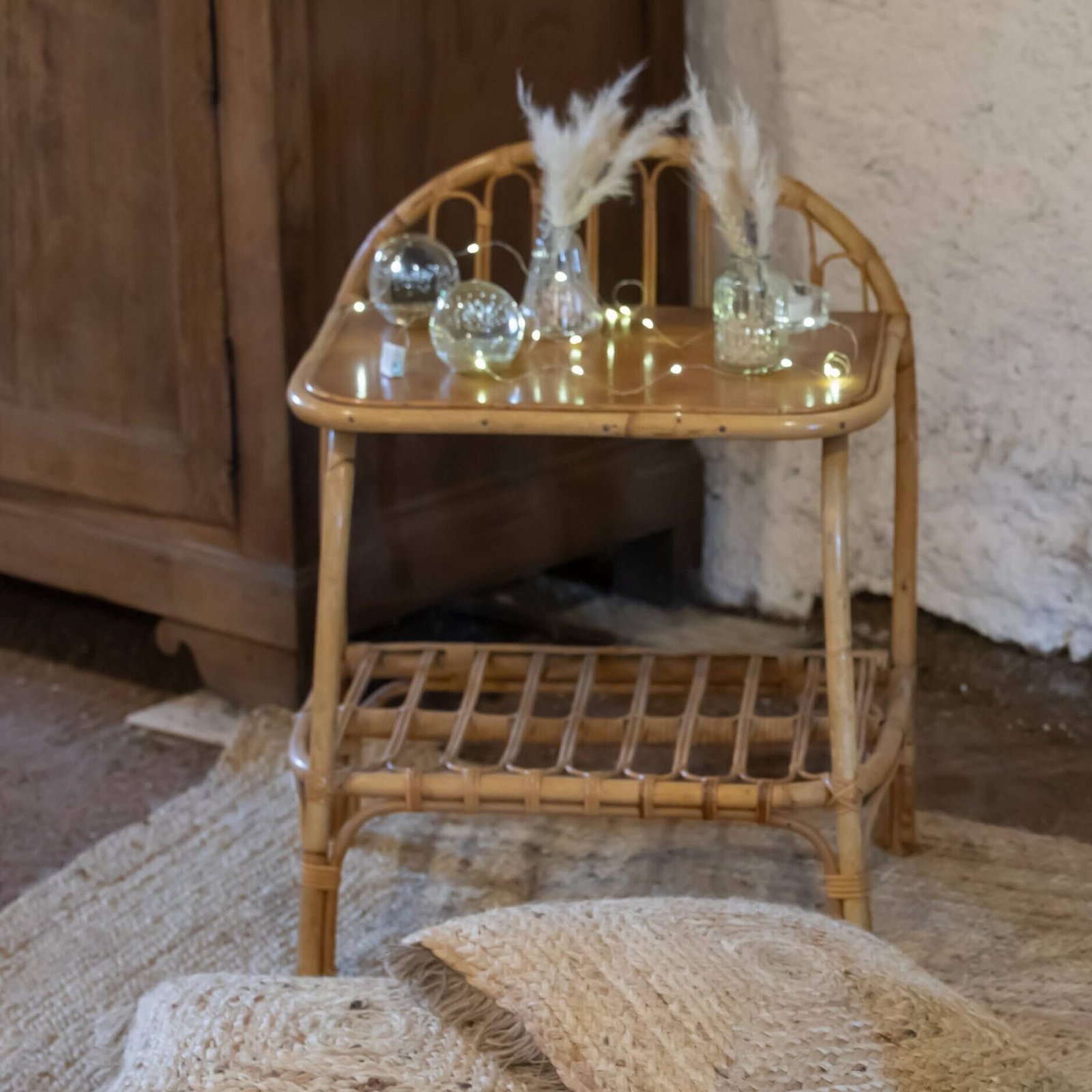 Table de chevet en rotin