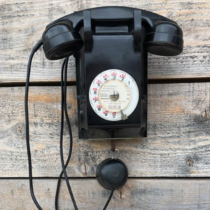 Téléphone Vintage noir années 60