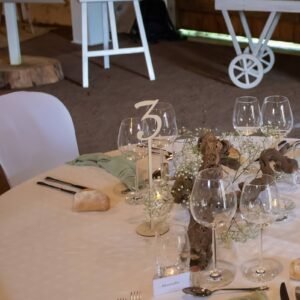 Numéro de table en bois