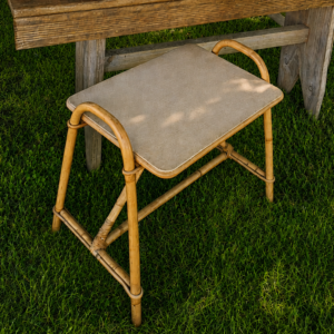 Table d'appoint en rotin